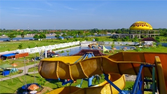 Rekomendasi Kolam Renang Terbaik di Daerah Indramayu Yang Baru dan Adakah Air Hangatnya? 2