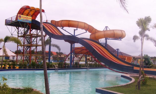 Rekomendasi Kolam Renang Terbaik di Daerah Indramayu Yang Baru dan Adakah Air Hangatnya? 3