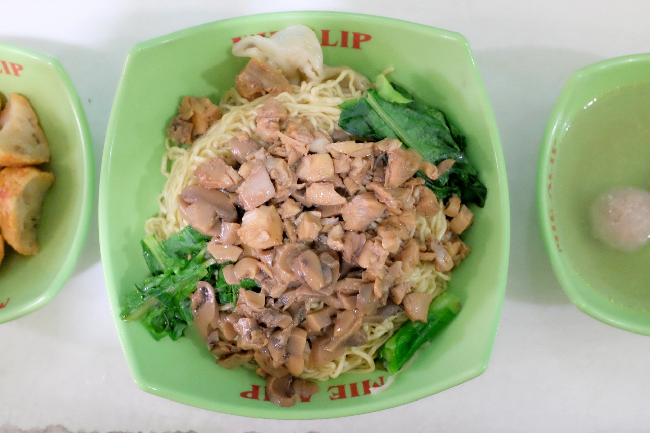 Patut Dicoba, Inilah 10 Tempat Makan Mie Ayam Enak di Jakarta 10