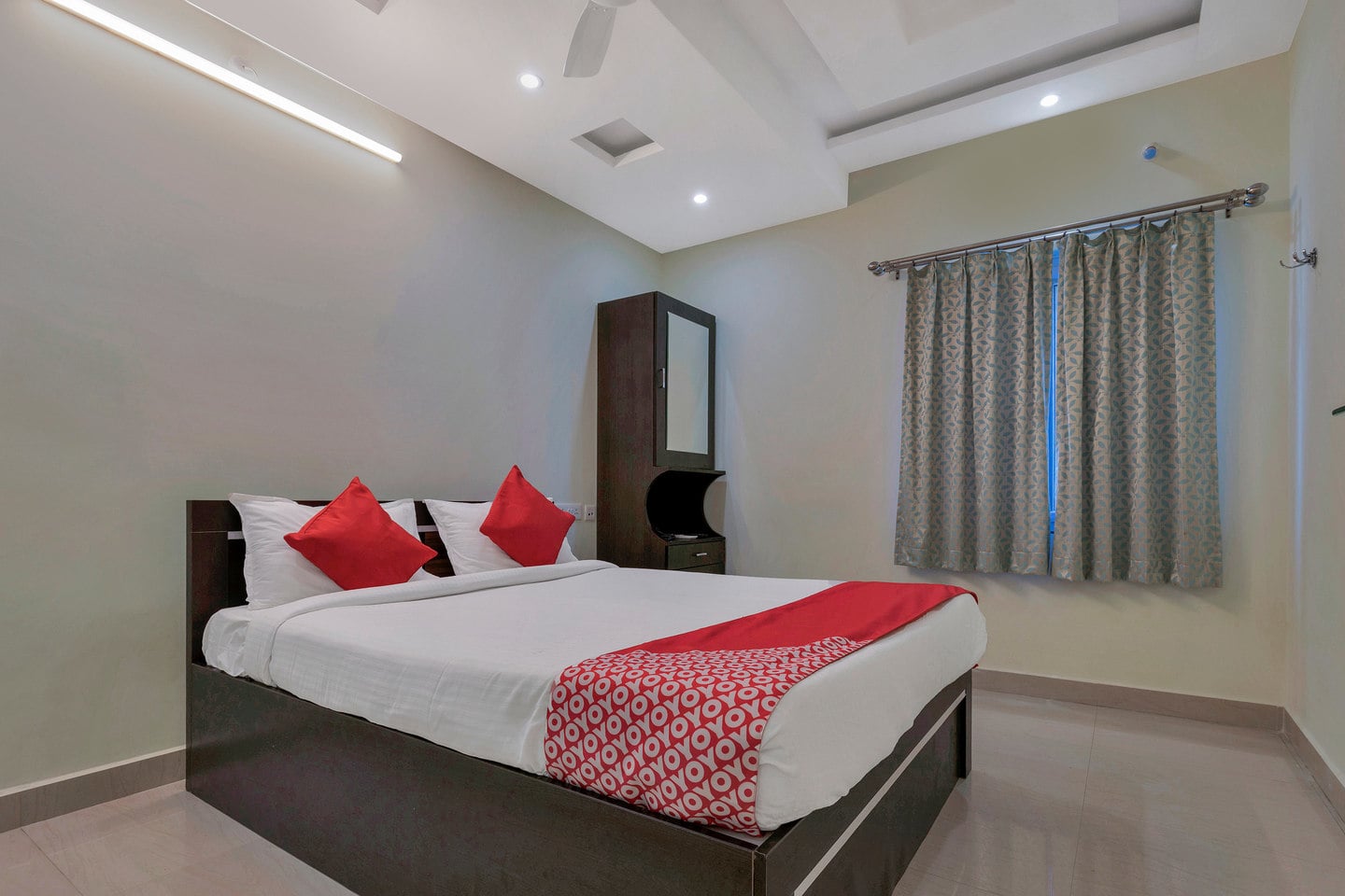 10 Daftar Pilihan Hotel Terbaik Untuk Tempat Honeymoon di Negara Indonesia Mulai Rp.600.000 9 10 Daftar Pilihan Hotel Terbaik Untuk Tempat Honeymoon di Negara Indonesia Mulai Rp.600.000 9