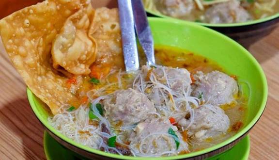 5 Tempat Makan Bakso Enak di Jakarta Pusat yang Bisa Buat Lidah Bergoyang 1 5 Tempat Makan Bakso Enak di Jakarta Pusat yang Bisa Buat Lidah Bergoyang 1