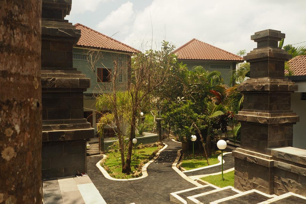 6 Villa Yang Bagus Saat Liburan di Jepara, Harga Sewa Murah Mulai Rp.300.000 Saja! 3 6 Villa Yang Bagus Saat Liburan di Jepara, Harga Sewa Murah Mulai Rp.300.000 Saja! 3