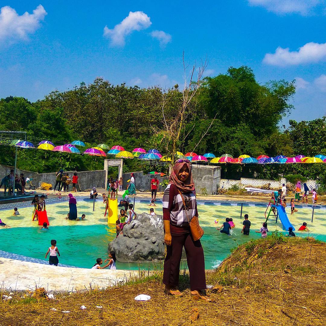 Daftar Rekomendasi Wisata Kolam Renang Pilihan di Lamongan Daerah Kota Yang Ada Wisata Bahari 1 Daftar Rekomendasi Wisata Kolam Renang Pilihan di Lamongan Daerah Kota Yang Ada Wisata Bahari 1