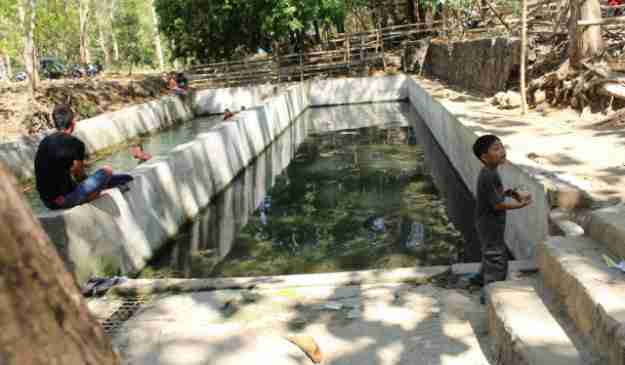 Daftar Rekomendasi Wisata Kolam Renang Pilihan di Lamongan Daerah Kota Yang Ada Wisata Bahari 4 Daftar Rekomendasi Wisata Kolam Renang Pilihan di Lamongan Daerah Kota Yang Ada Wisata Bahari 4