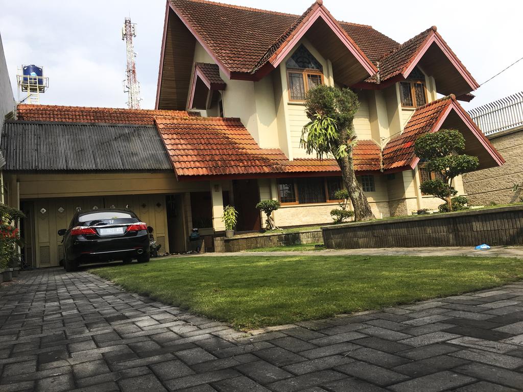 14 Rekomendasi Villa Terbaik di Lembang Dengan Fasilitas Lengkap dan Harganya Murah 5