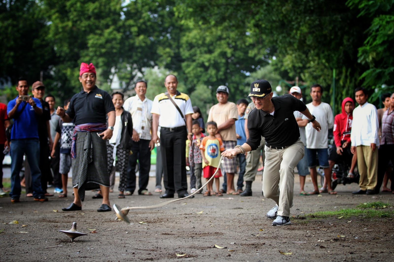 15 Referensi Souvenir Khas Daerah Lombok Yang Paling Unik, Murah dan Menarik Untuk Dijadikan Oleh-oleh 10