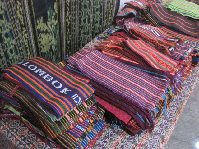 15 Referensi Souvenir Khas Daerah Lombok Yang Paling Unik, Murah dan Menarik Untuk Dijadikan Oleh-oleh 5