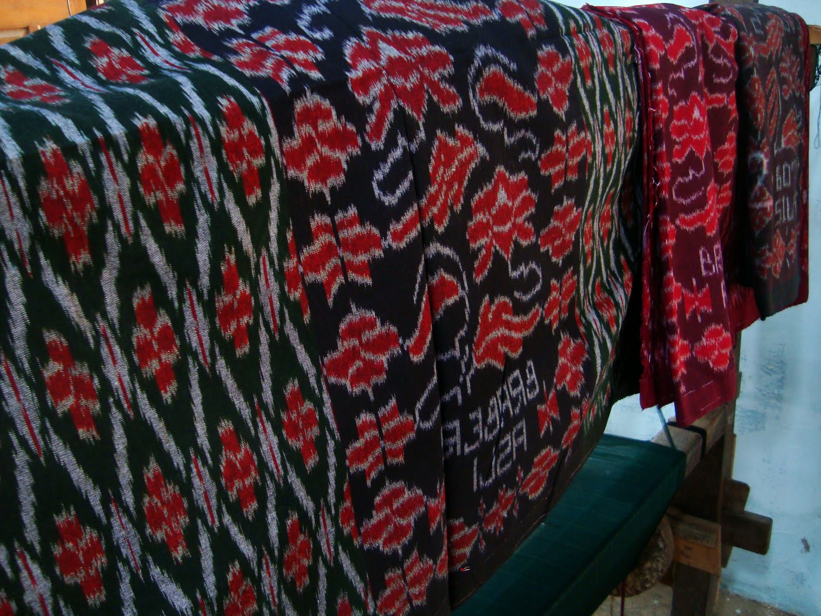 10 Referensi Souvenir Khas di Daerah Magelang Yang Antimainstream, Wajib Masuk Dalam Daftar Oleh-oleh Liburanmu! 1 10 Referensi Souvenir Khas di Daerah Magelang Yang Antimainstream, Wajib Masuk Dalam Daftar Oleh-oleh Liburanmu! 1