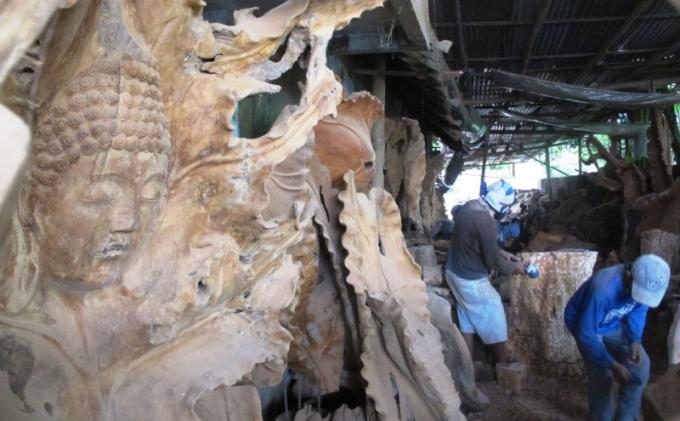 10 Referensi Souvenir Khas di Daerah Magelang Yang Antimainstream, Wajib Masuk Dalam Daftar Oleh-oleh Liburanmu! 5 10 Referensi Souvenir Khas di Daerah Magelang Yang Antimainstream, Wajib Masuk Dalam Daftar Oleh-oleh Liburanmu! 5