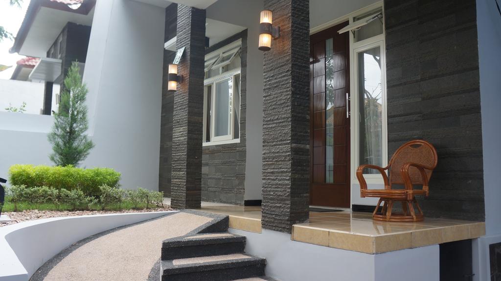 Daftar Rekomendasi Villa Murah di Malang Yang Memiliki Fasilitas Lengkap Harganya Mulai Rp.315.000 10