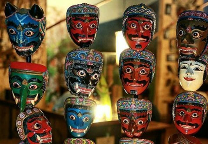 15 Rekomendasi Cinderamata Khas Daerah Malang Ini Wajib Kalian Miliki Saat Berlibur di Kota Apel 3 15 Rekomendasi Cinderamata Khas Daerah Malang Ini Wajib Kalian Miliki Saat Berlibur di Kota Apel 3