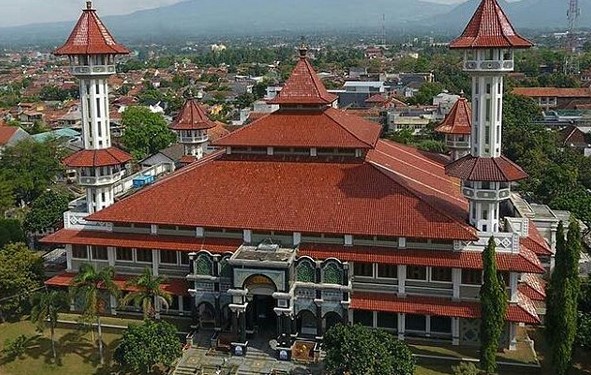 Masjid Agung Cianjur, Sisi Religius Dibalik Icon Kota 3