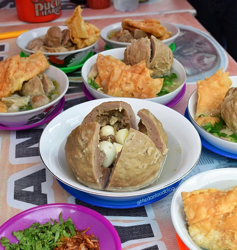 12 Daftar Warung Bakso Enak dan Populer di Medan Termasuk Jenis Bakar Mercon Atau Beranak 4 12 Daftar Warung Bakso Enak dan Populer di Medan Termasuk Jenis Bakar Mercon Atau Beranak 4