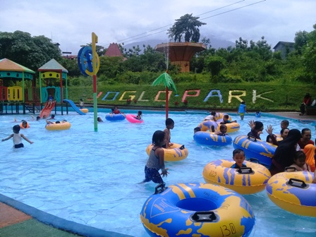 Destinasi Wisata Kolam Renang Pilihan di Daerah Pacet Yang Bagus dan Apakah Ada Air Panasnya? 4