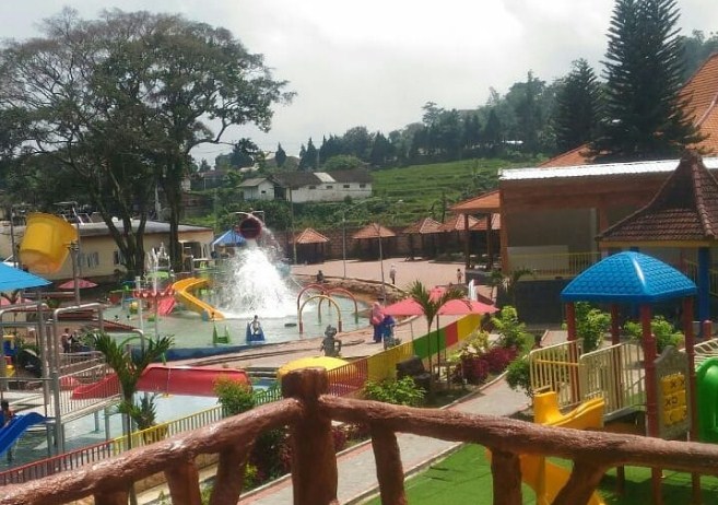 Destinasi Wisata Kolam Renang Pilihan di Daerah Pacet Yang Bagus dan Apakah Ada Air Panasnya? 5