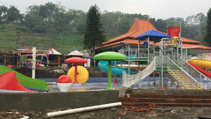 Destinasi Wisata Kolam Renang Pilihan di Daerah Pacet Yang Bagus dan Apakah Ada Air Panasnya? 6