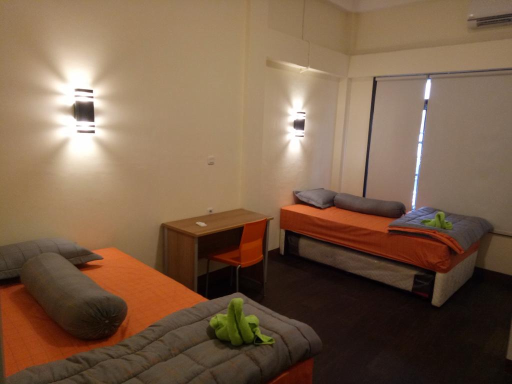 15 Rekomendasi Homestay Dengan Fasilitas Nyaman dan Pelayanan Ramah Daerah Padang, Harga Murah Mulai Rp.120.000 8 15 Rekomendasi Homestay Dengan Fasilitas Nyaman dan Pelayanan Ramah Daerah Padang, Harga Murah Mulai Rp.120.000 8