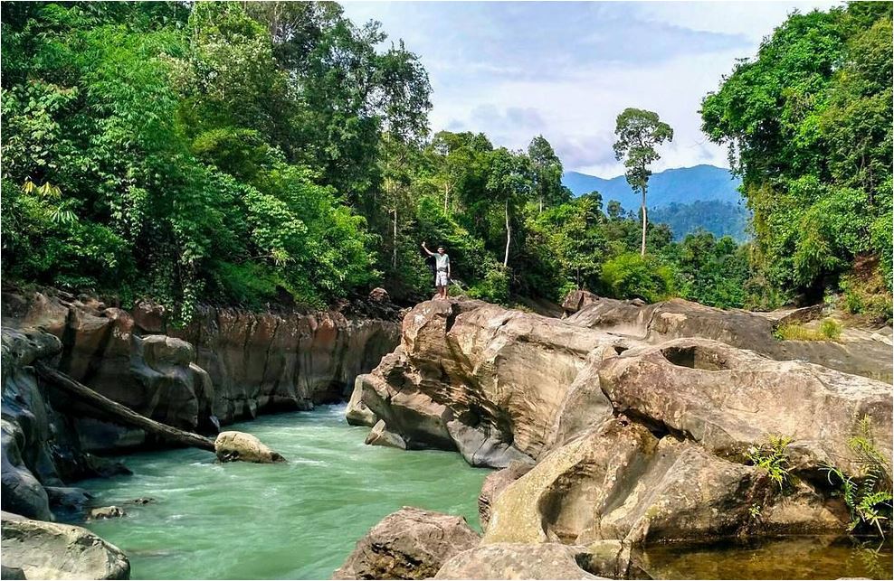 Paket wisata aceh 2025 4 hari 3 malam tour sabang murah harga banda kuala lumpur pulau banyak singkil ke malaysia dari di liburan medan weh