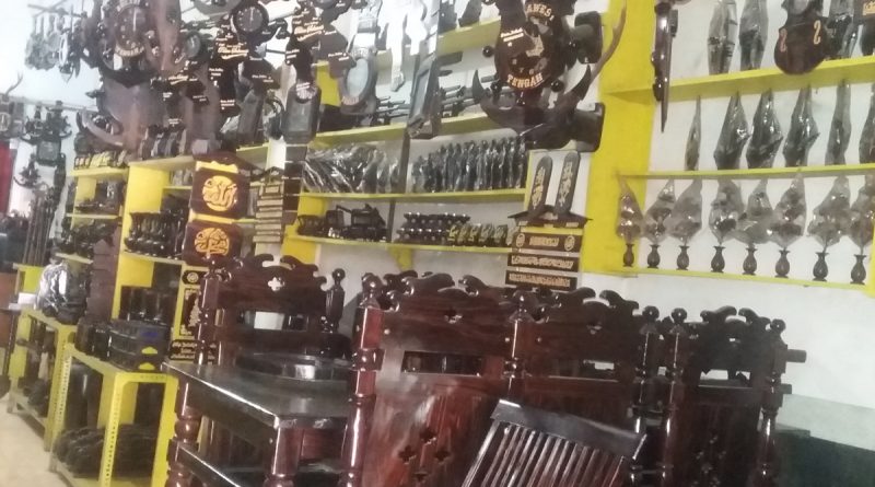 10 Referensi Souvenir Khas Daerah Palu Sulawesi Tengah Yang Sangat Unik dan Cantik 3 10 Referensi Souvenir Khas Daerah Palu Sulawesi Tengah Yang Sangat Unik dan Cantik 3