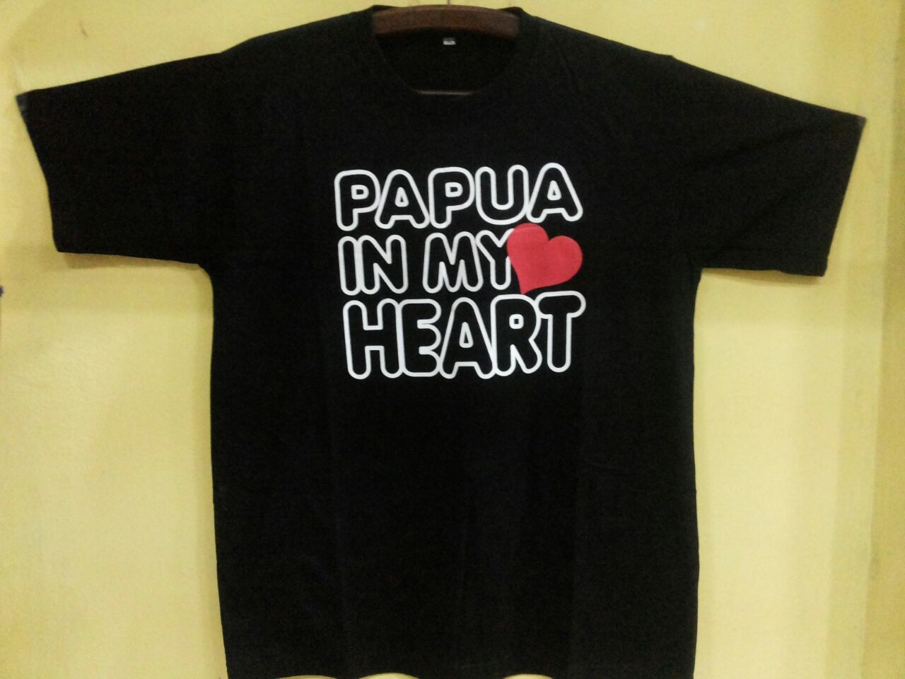 10 Daftar Pilihan Souvenir Khas Daerah Papua Yang Sangat Unik dan Cantik Wajib Dibawa Pulang 10 10 Daftar Pilihan Souvenir Khas Daerah Papua Yang Sangat Unik dan Cantik Wajib Dibawa Pulang 10