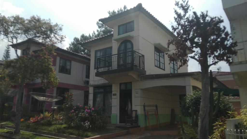 18 Rekomendasi Villa Murah di Puncak Dengan Fasilitas Yang Lengkap dan Bikin Betah 2