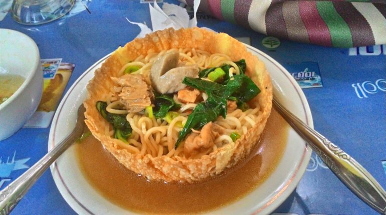 10 Rekomendasi Warung Mie Ayam Enak di Semarang Wajib Dicoba, Mana Yang Punya Porsi Jumbo? 3