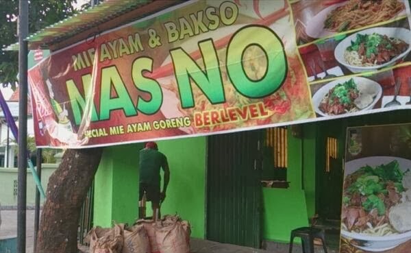 10 Rekomendasi Warung Mie Ayam Enak di Semarang Wajib Dicoba, Mana Yang Punya Porsi Jumbo? 4
