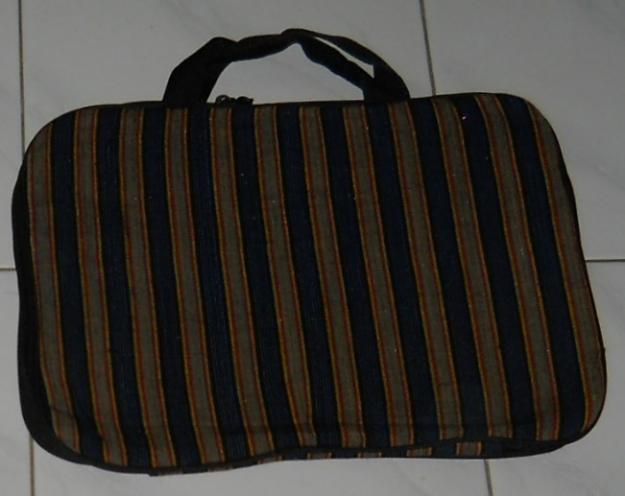 10 Rekomendasi Souvenir Khas di Daerah Solo Yang Unik Ini Membuat Wisatawan Betah Untuk Berbelanja 10 10 Rekomendasi Souvenir Khas di Daerah Solo Yang Unik Ini Membuat Wisatawan Betah Untuk Berbelanja 10