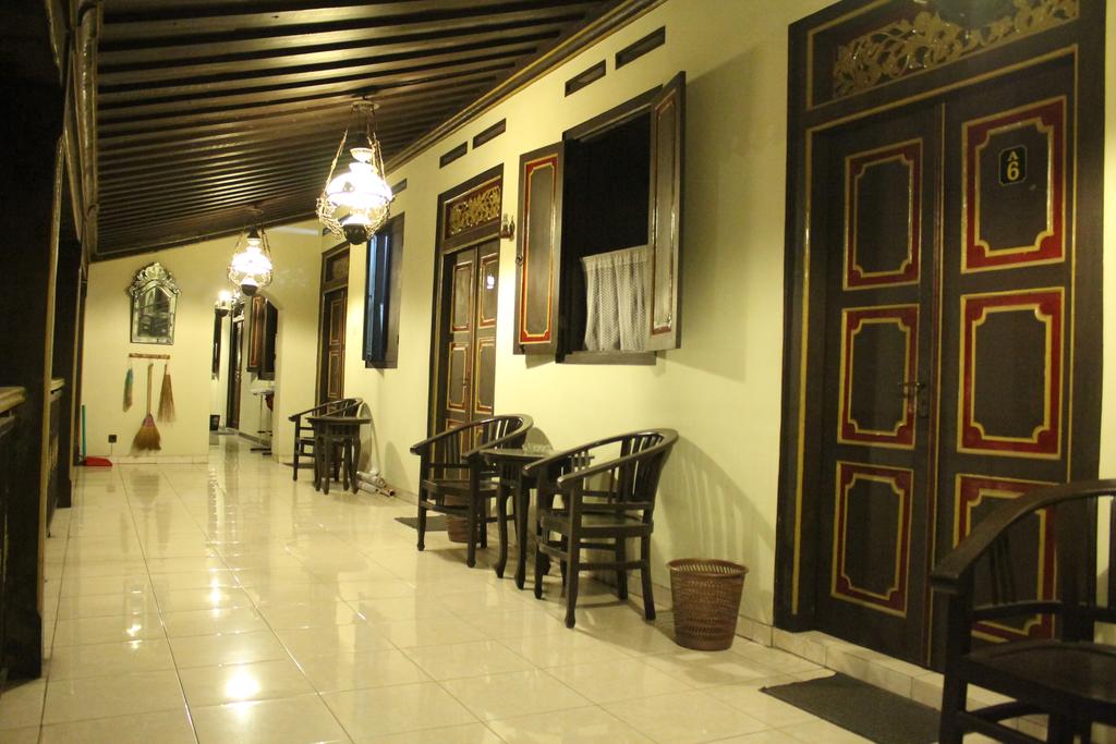 15 Rekomendasi Homestay Daerah Solo Dengan Nuansa Tradisional Yang Asri Mulai Dari 50 Ribu Saja 2