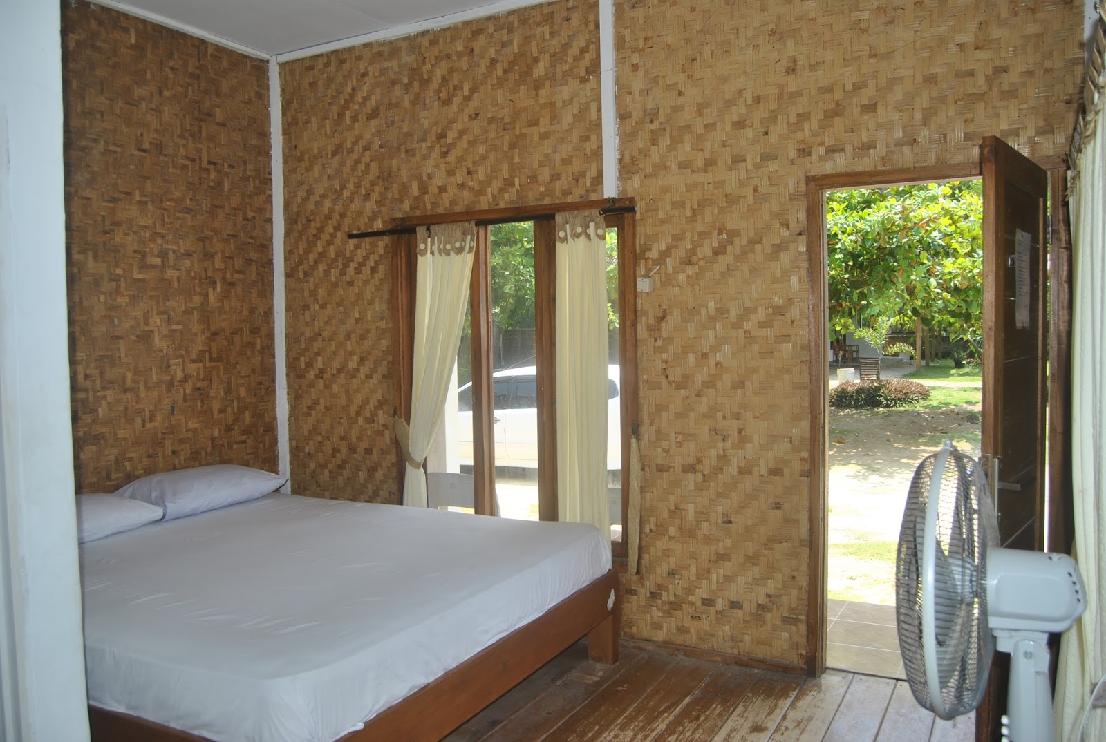 15 Pilihan Villa Nyaman di Kota Sukabumi Yang Harganya Terjangkau Mulai Dari Rp.150.000 4 15 Pilihan Villa Nyaman di Kota Sukabumi Yang Harganya Terjangkau Mulai Dari Rp.150.000 4