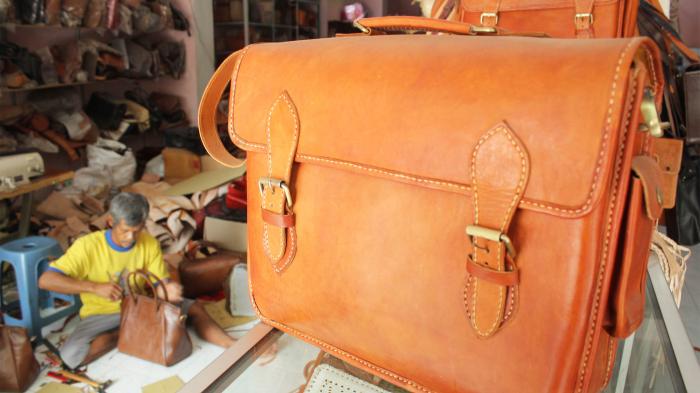 15 Daftar Pilihan Souvenir Khas di Daerah Surabaya Yang Unik, Murah dan Menarik 4