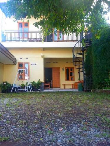 15 Daftar Pilihan Homestay Daerah Tawangmangu Karanganyar Yang Harganya Murah Cantik ini Mulai 40 Ribu 1 15 Daftar Pilihan Homestay Daerah Tawangmangu Karanganyar Yang Harganya Murah Cantik ini Mulai 40 Ribu 1