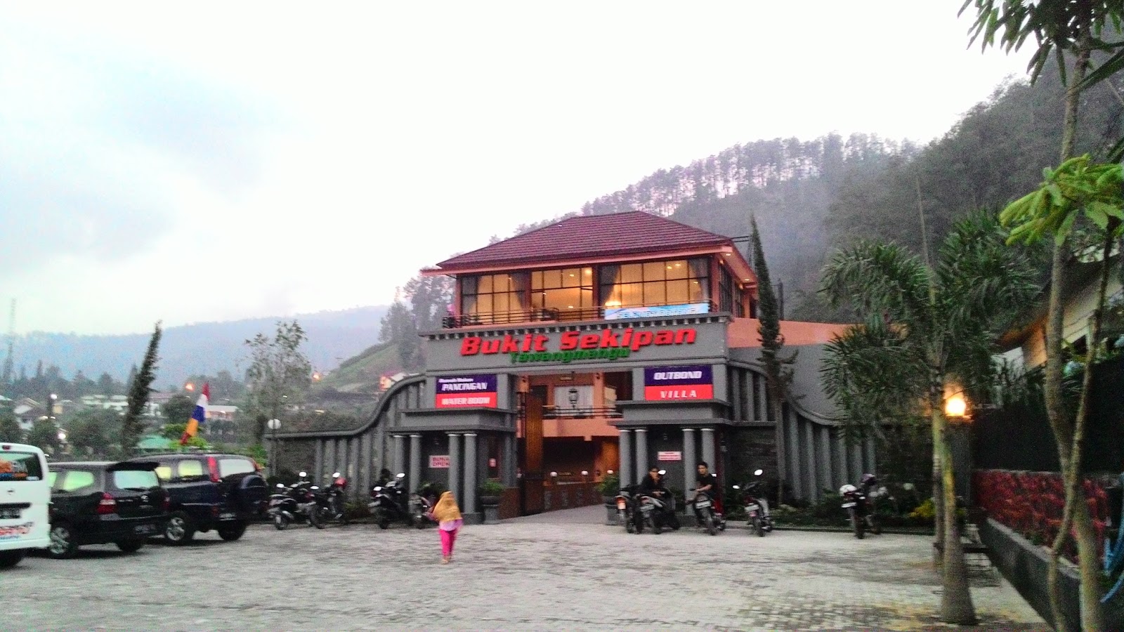 7 Hotel Murah di Tawangmangu, Harga Mulai Rp.180.372 9