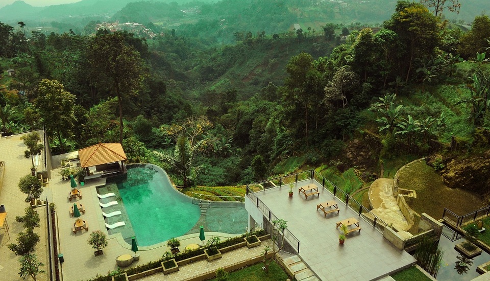 Beberapa Rekomendasi Villa Terbaik Dengan Fasilitas Lengkap di Tawangmangu Mulai Rp.225.000 7 Beberapa Rekomendasi Villa Terbaik Dengan Fasilitas Lengkap di Tawangmangu Mulai Rp.225.000 7