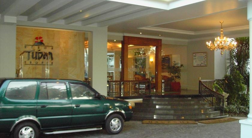 13 Rekomendasi Hotel di Tuban yang Eksklusif, Harga Mulai Rp.200.000 4