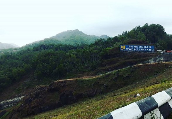 Keindahan Alam yang Memikat di Waduk Wadaslintang Jawa Tengah 7