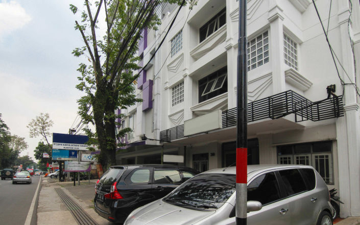 20 Penginapan Murah di Bandung Dekat Tempat Wisata Harga Dibawah 100 dan 200 Ribu 2 20 Penginapan Murah di Bandung Dekat Tempat Wisata Harga Dibawah 100 dan 200 Ribu 2