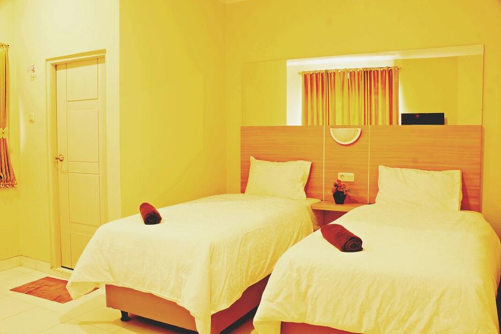 15 Rekomendasi Hotel di Cirebon Bagus dan Murah Mulai Rp.180.000 10