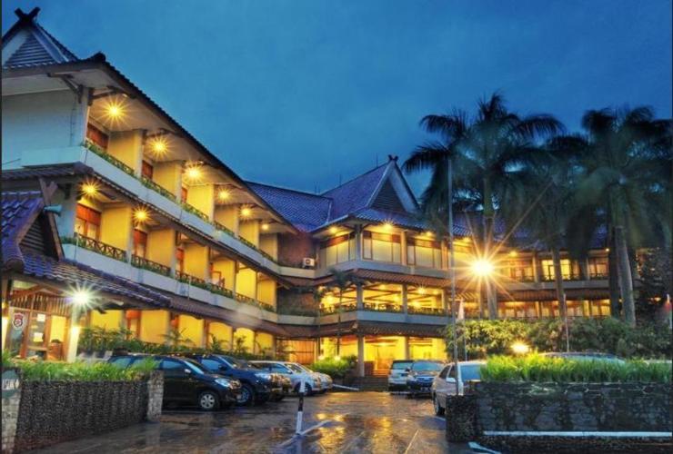 15 Hotel Terbaik di Kawasan Garut, Harga Paling Murah Rp.180.000 1 15 Hotel Terbaik di Kawasan Garut, Harga Paling Murah Rp.180.000 1