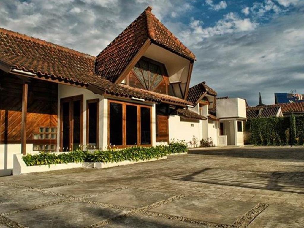 15 Penginapan Murah di Ciater Harga Mulai 150 Ribu dan Apakah Ada Kolam Air Panas? 4