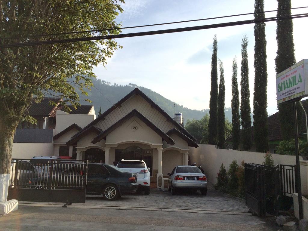 15 Hotel di Batu Malang Yang Strategis Mulai Rp.100.000 9 15 Hotel di Batu Malang Yang Strategis Mulai Rp.100.000 9