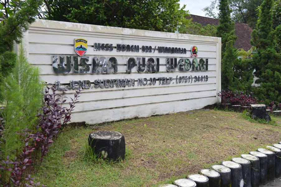 15 Tempat Penginapan Murah di Padang Sumatera Barat Yang Harganya Mulai Rp.90.000 3