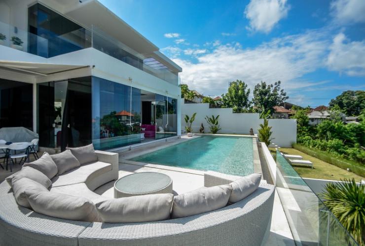 Daftar Villa Terbaik Dengan Fasilitas Lengkap di Ungasan Bali Yang Harganya Mulai Rp.1.635.000 10 Daftar Villa Terbaik Dengan Fasilitas Lengkap di Ungasan Bali Yang Harganya Mulai Rp.1.635.000 10