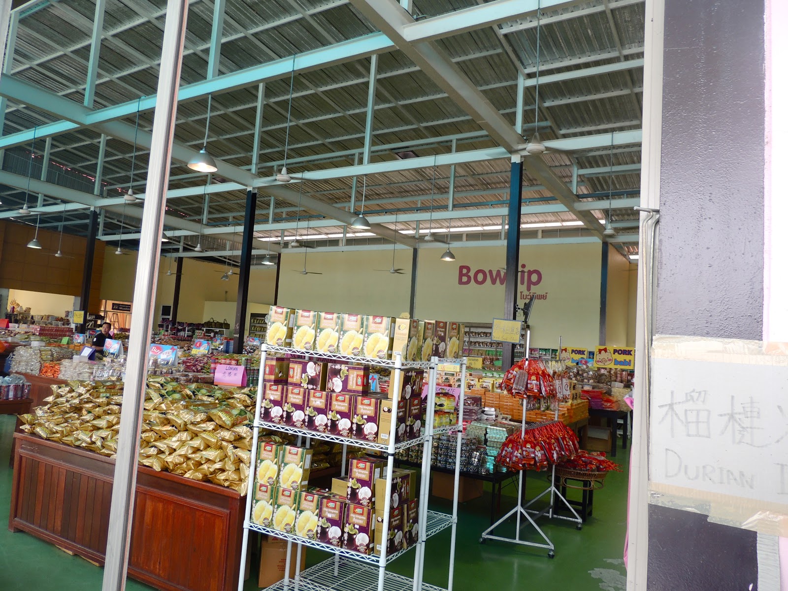 7 Daftar Pilihan Tempat Belanja di Negara Thailand Termurah Yang Sering Wisatawan Tuju 8