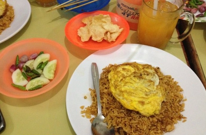 10 Nasi Goreng Dengan Kenikmatan Haqiqi Yang Ada di Medan 5