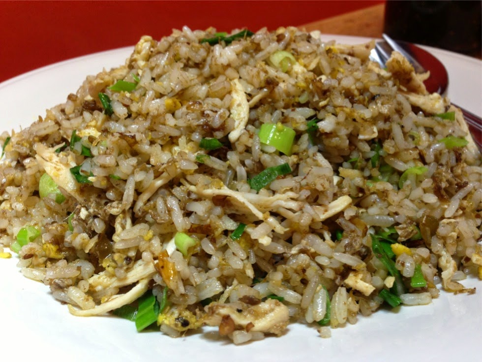 10 Kedai Nasi Goreng Enak di Bandung, Murah Meriah Mulai 13 Ribuan Saja! 2 10 Kedai Nasi Goreng Enak di Bandung, Murah Meriah Mulai 13 Ribuan Saja! 2