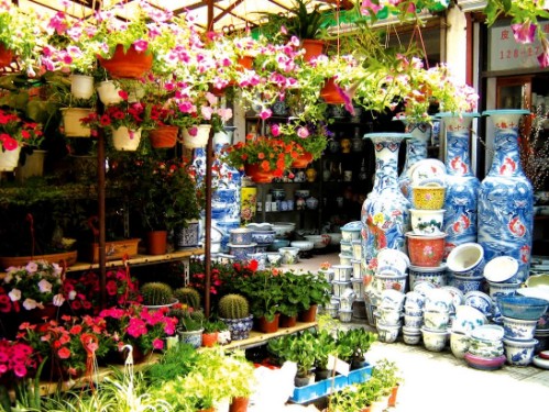 Beberapa Pilihan Tempat Wisata Belanja di Surabaya Yang Sering Diserbu Wisatawan dan Terkenal Murah 8