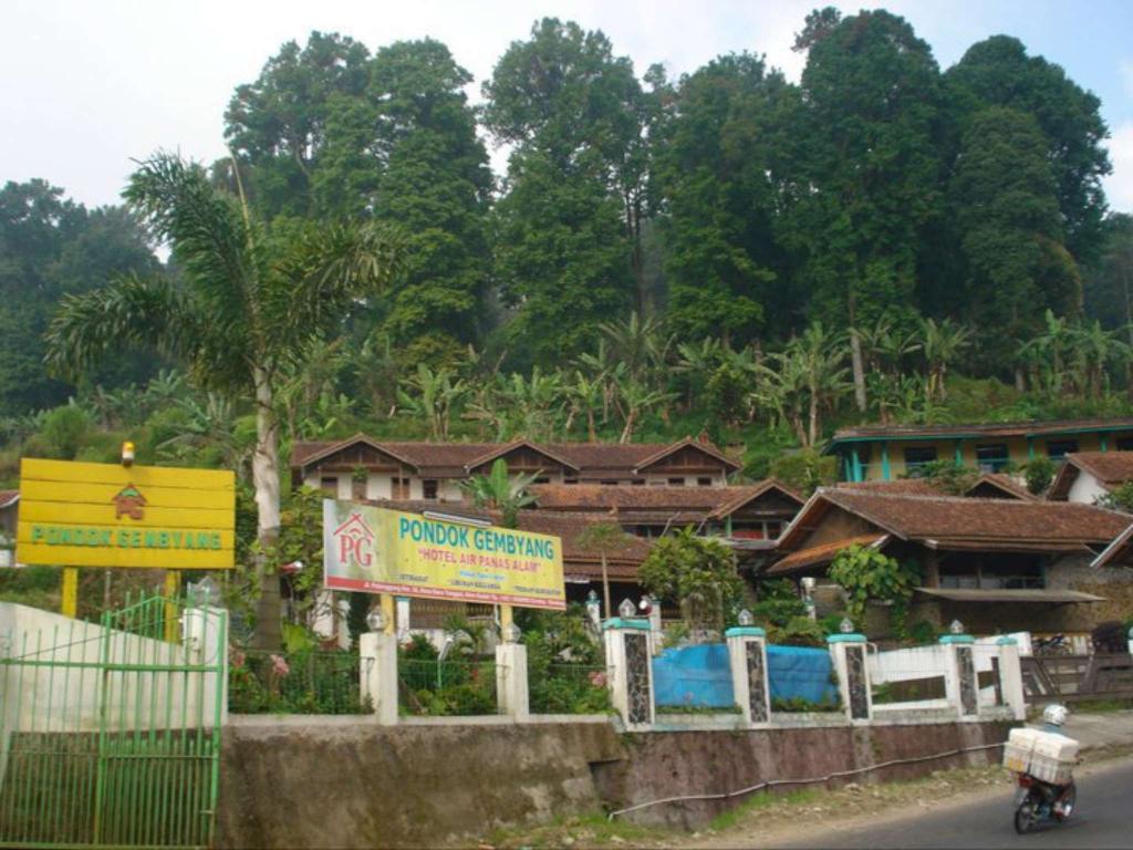 20 Penginapan Murah di Ciwidey dan Ada Dibawah 200 Ribu Atau Punya Kolam Renang Air Panas? 5