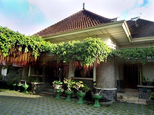 10 Referensi Resort Daerah Solo Yang Mewah dan Pemandangan Sangat Indah, Harga Murah Mulai Rp.225.000 10