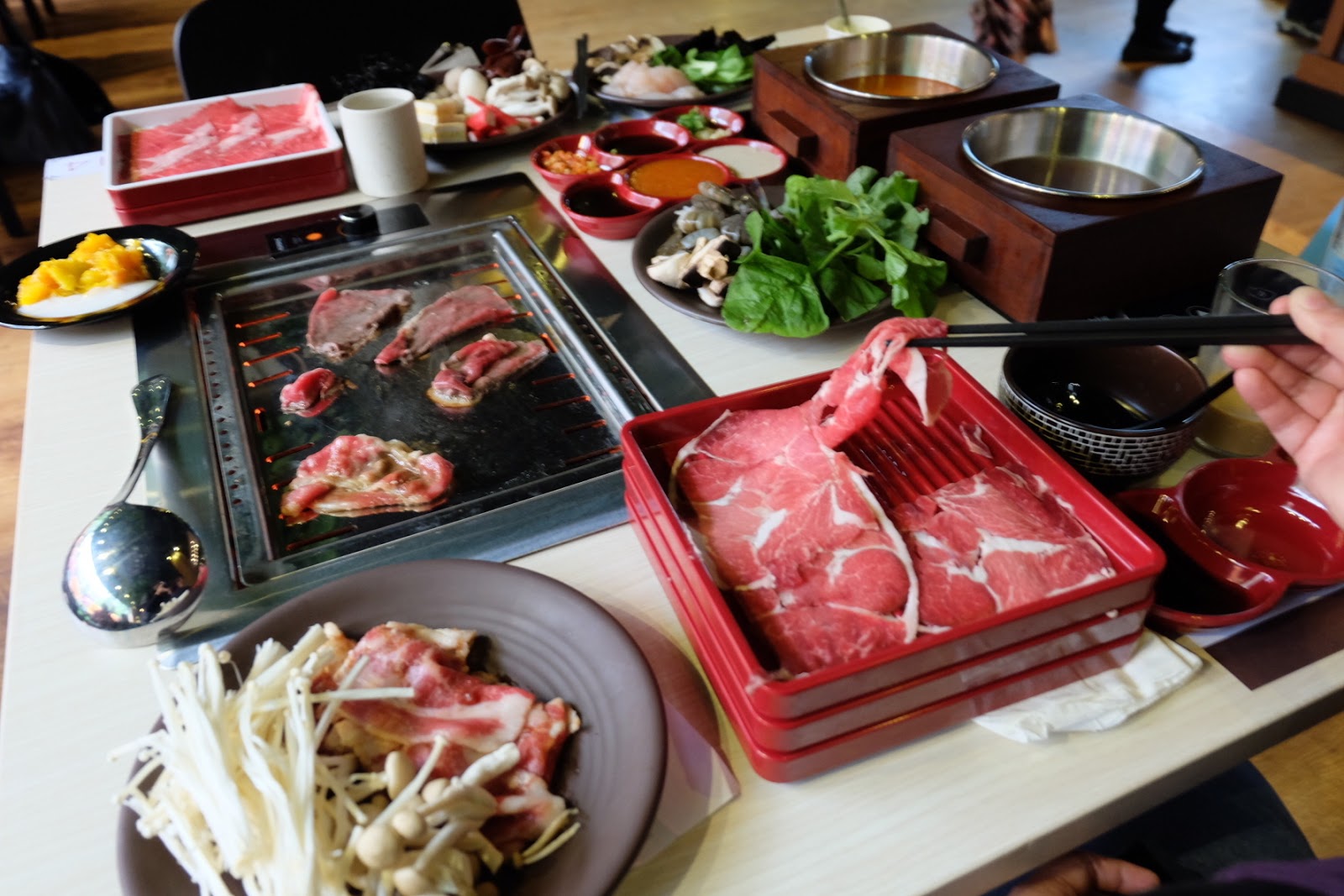 10 Tempat Makan Siang di Bandung Paling Recommended, Ini Daftarnya! 5 10 Tempat Makan Siang di Bandung Paling Recommended, Ini Daftarnya! 5